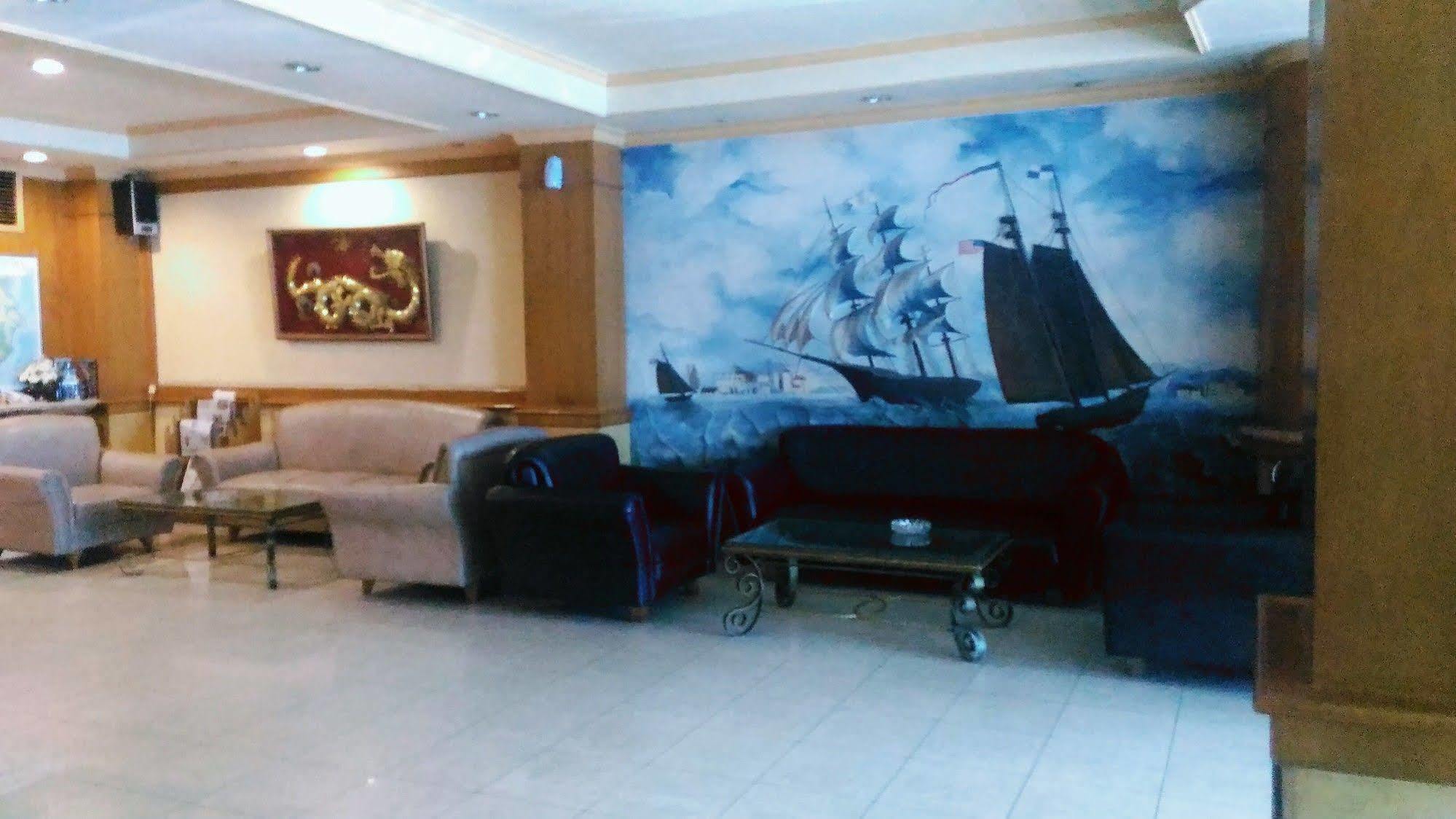 Buana Lestari Hotel Balikpapan  Ngoại thất bức ảnh
