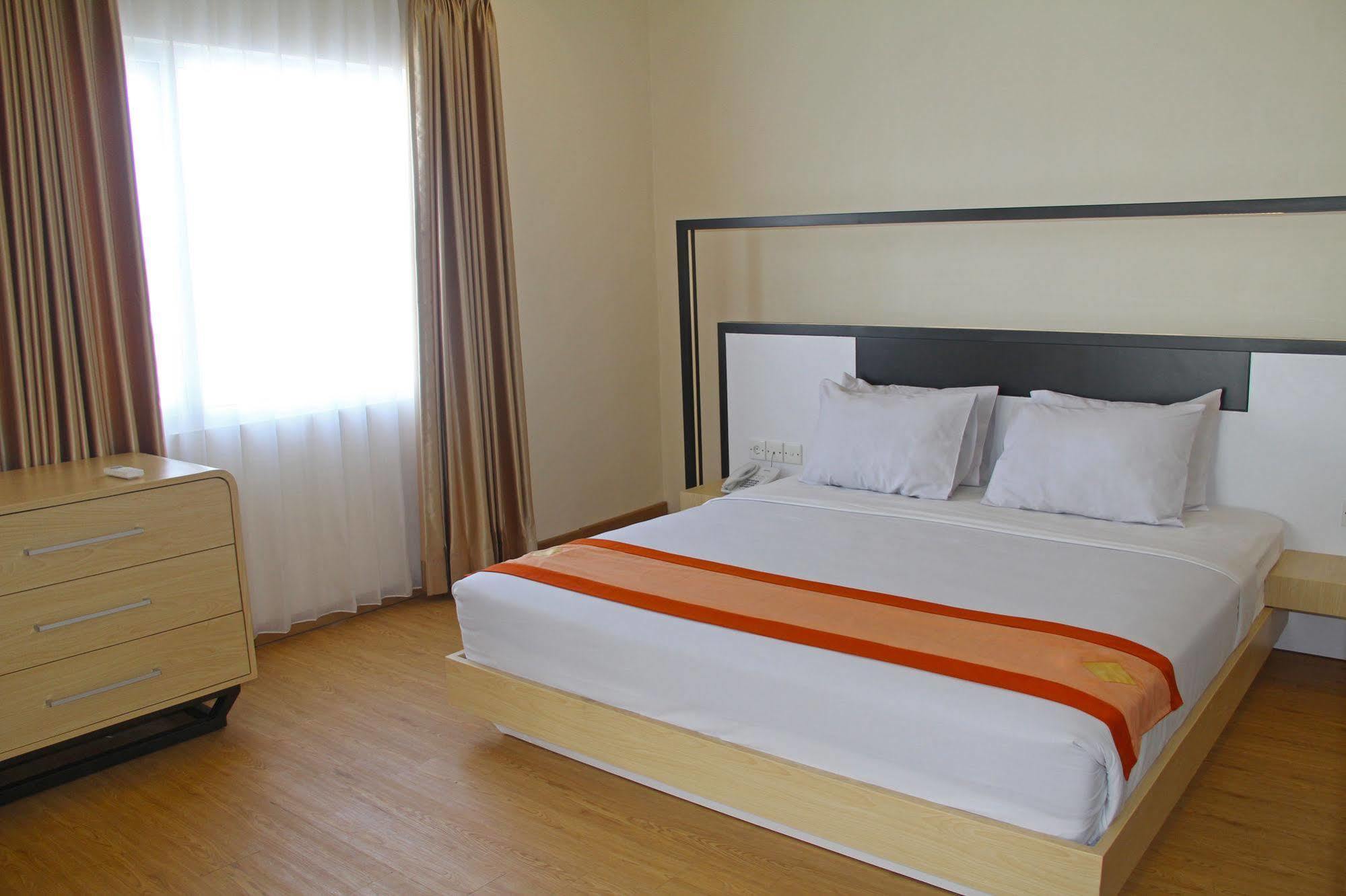 Buana Lestari Hotel Balikpapan  Ngoại thất bức ảnh